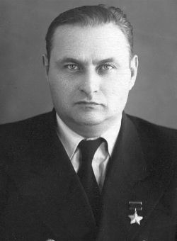 Константин Бадигин