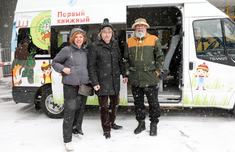 Файл:Anna-Zolotaryova-Igor-ZHukov-Aleksandr-Pinegin.jpg