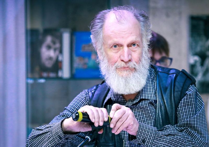 Файл:Viktor-Uskov-fotograf.jpg