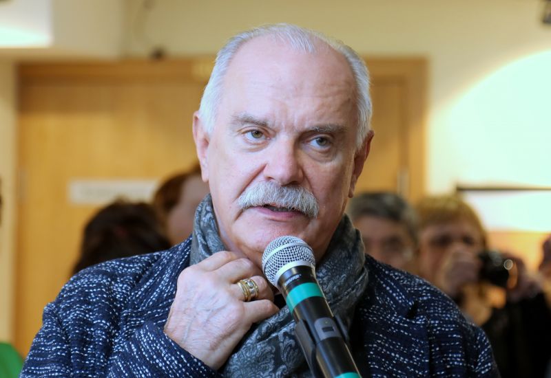 Файл:Nikita-Mihalkov.jpg