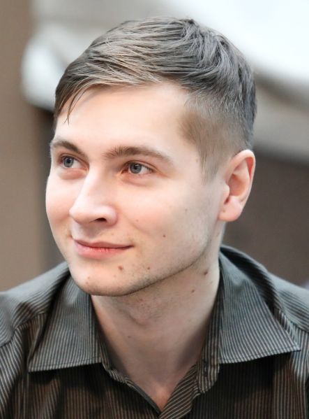 Файл:Bulat-Hanov.jpg