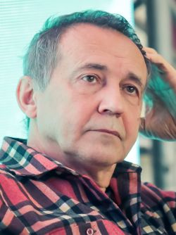 Писатель Сергей Седов