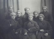 Борис Заходер (первый справа в нижнем ряду), 1940 год