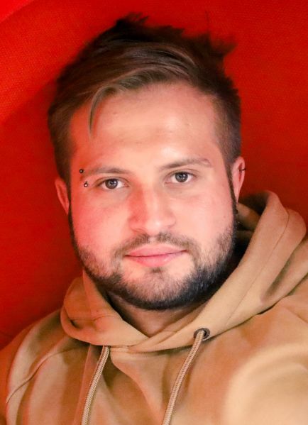 Файл:Ilya-Gomyranov.jpg