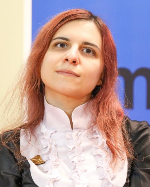 Файл:Evgeniya-Safonova.jpg