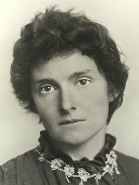 Файл:Edith Nesbit.jpg
